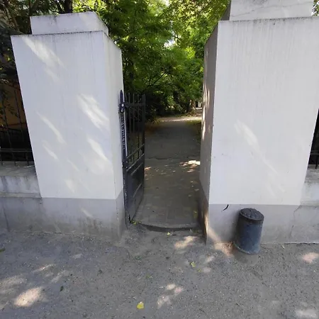 Apartment отрада *
